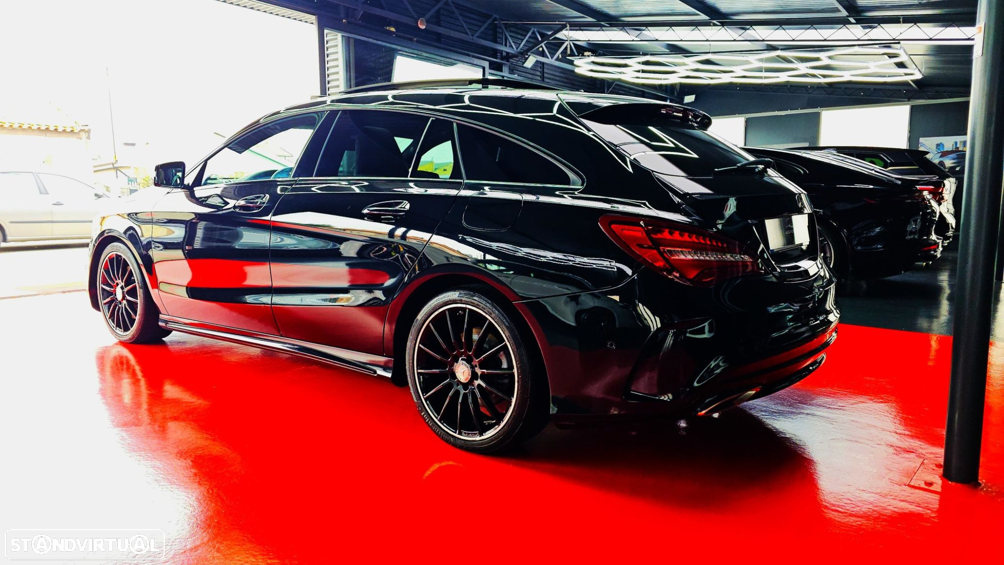 Mercedes-Benz CLA 220 d Shooting Brake AMG Line Aut. - 4