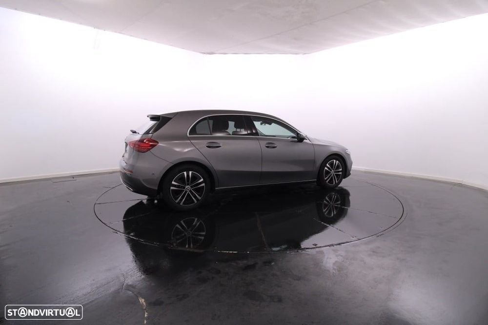 Mercedes-Benz A 200 d - 9