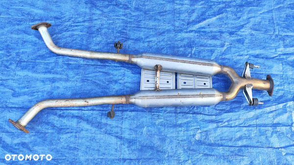 TŁUMIK ŚRODKOWY WYDECH 20300JK60A 20300-JK60A INFINITI Q70 M37 M56 G35 G37