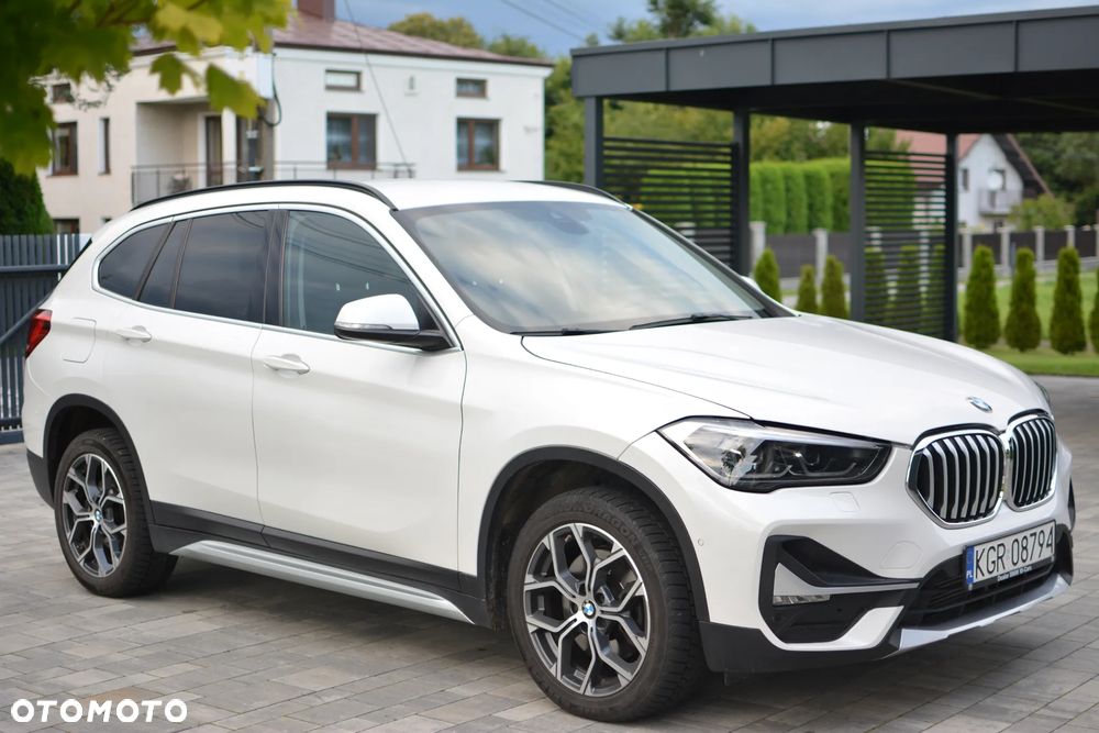 BMW X1 sDrive20i xLine - 20