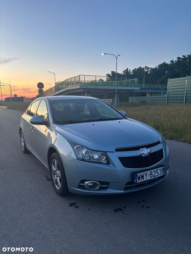 Chevrolet Cruze 1.8 LT+ - 2