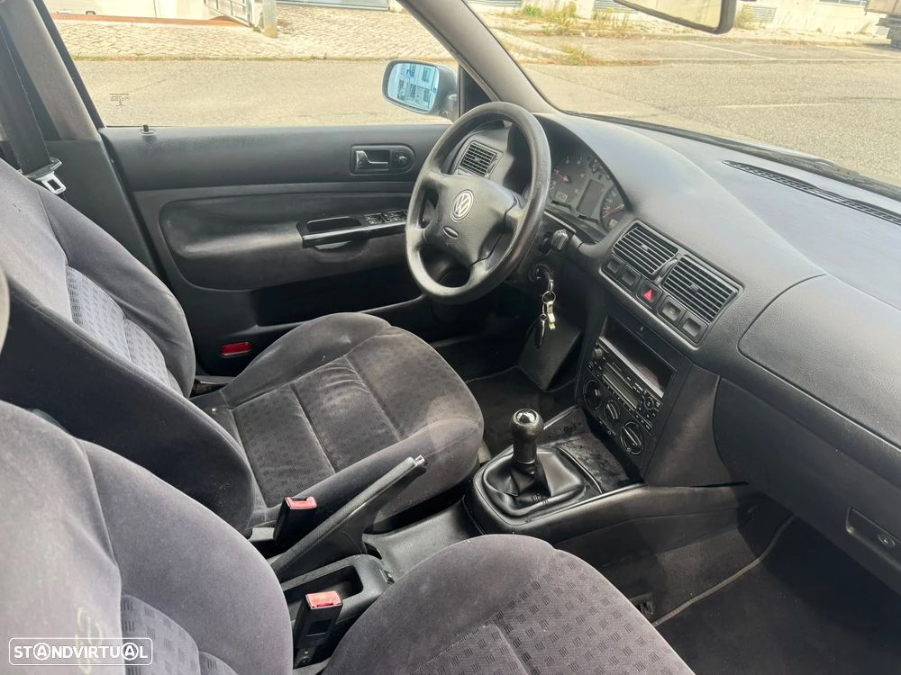 VW Golf Variant - 7