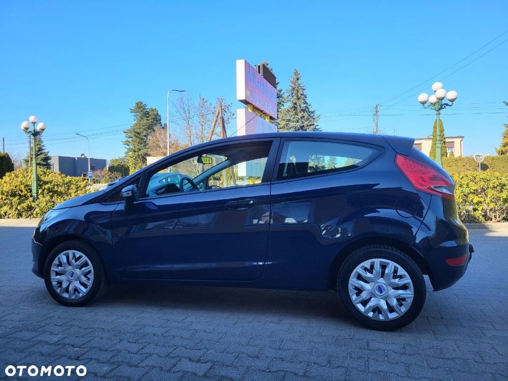 Ford Fiesta - 2