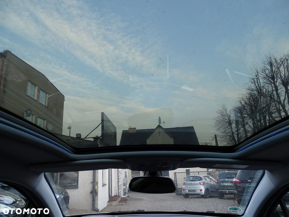 Peugeot 2008 1.2 Pure Tech Style - 17