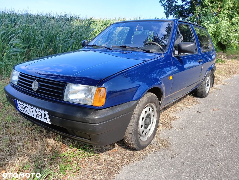 Volkswagen Polo - 2