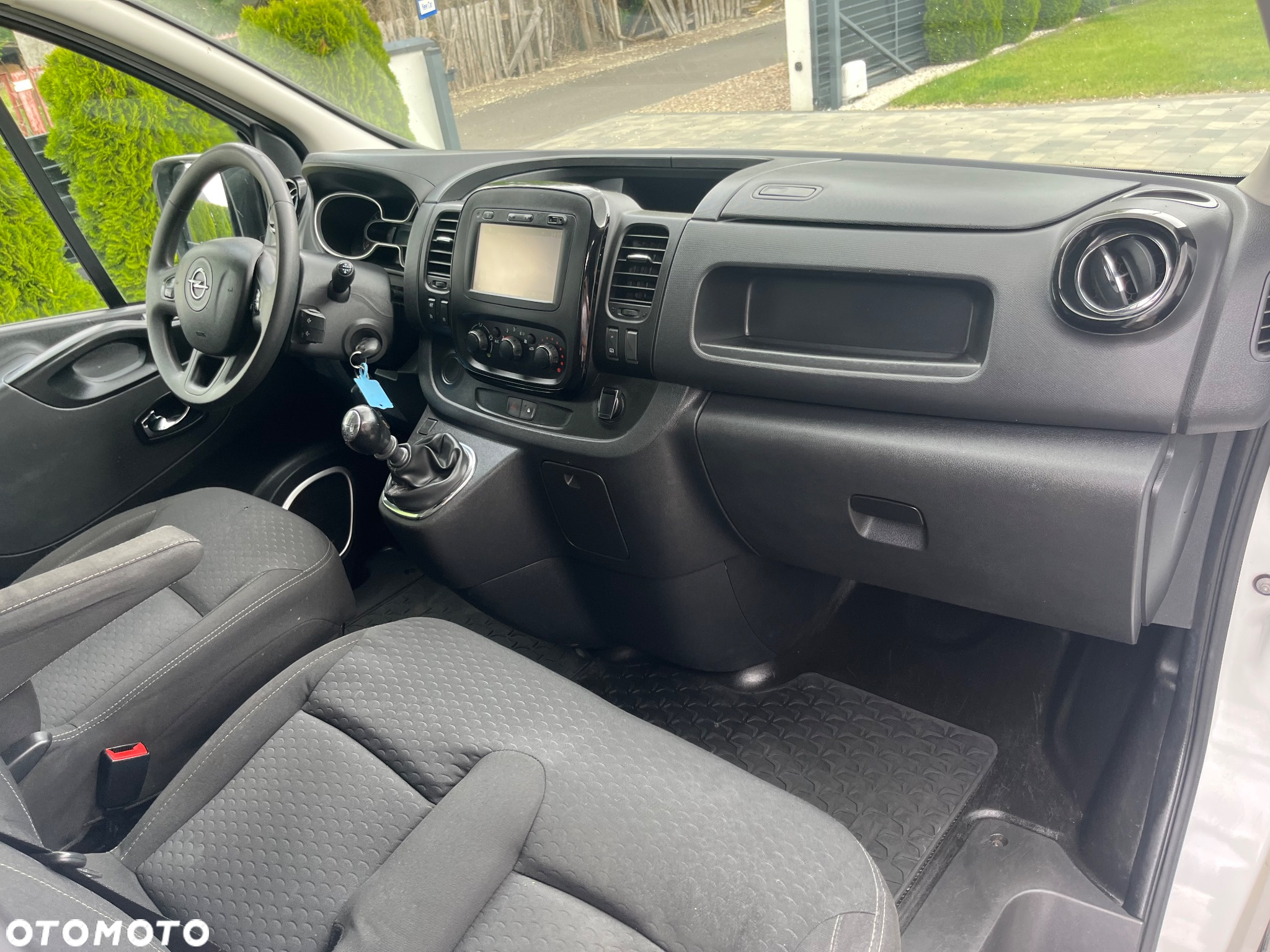 Opel Vivaro - 22