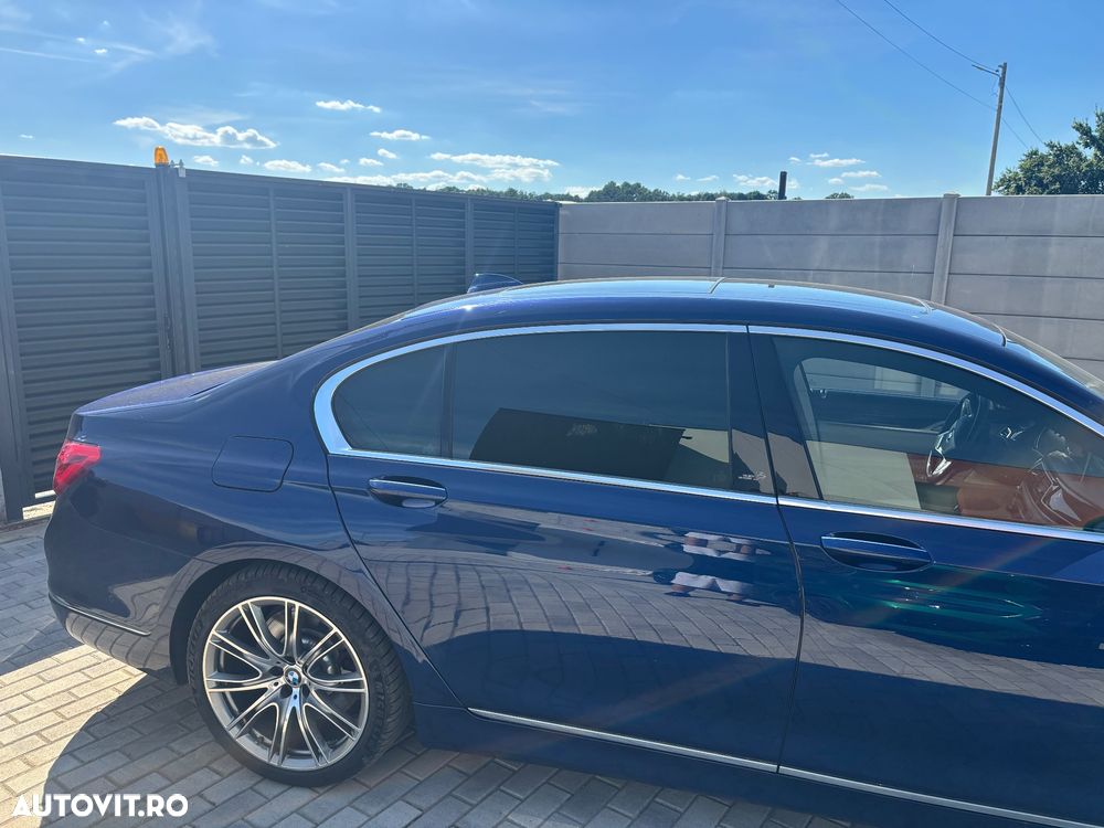 BMW Seria 7 750Li xDrive - 7
