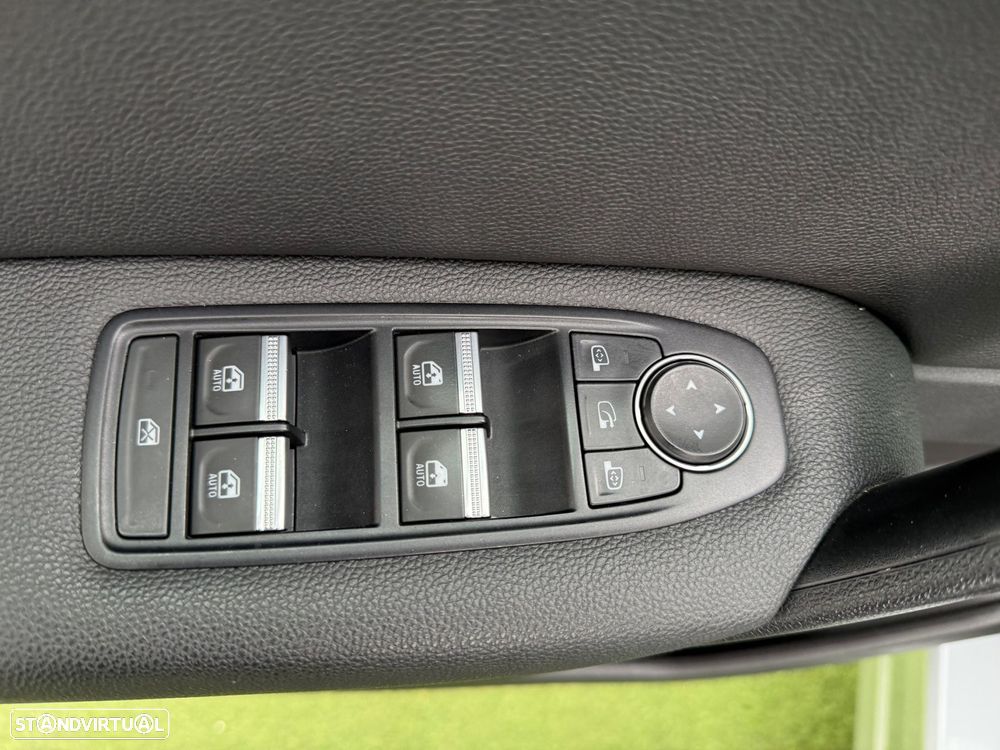Renault Captur 1.5 dCi Exclusive - 14