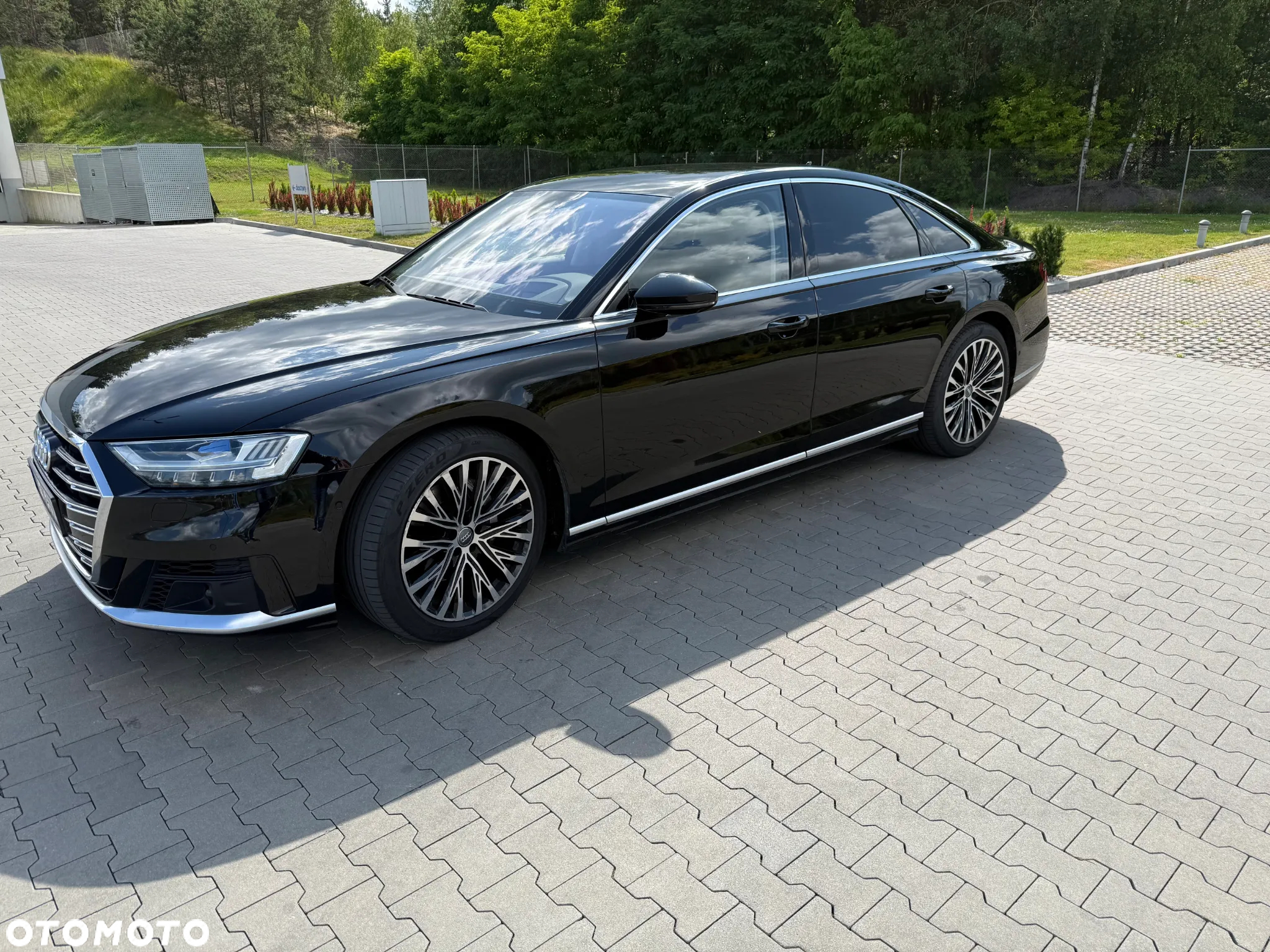 Audi A8 - 4