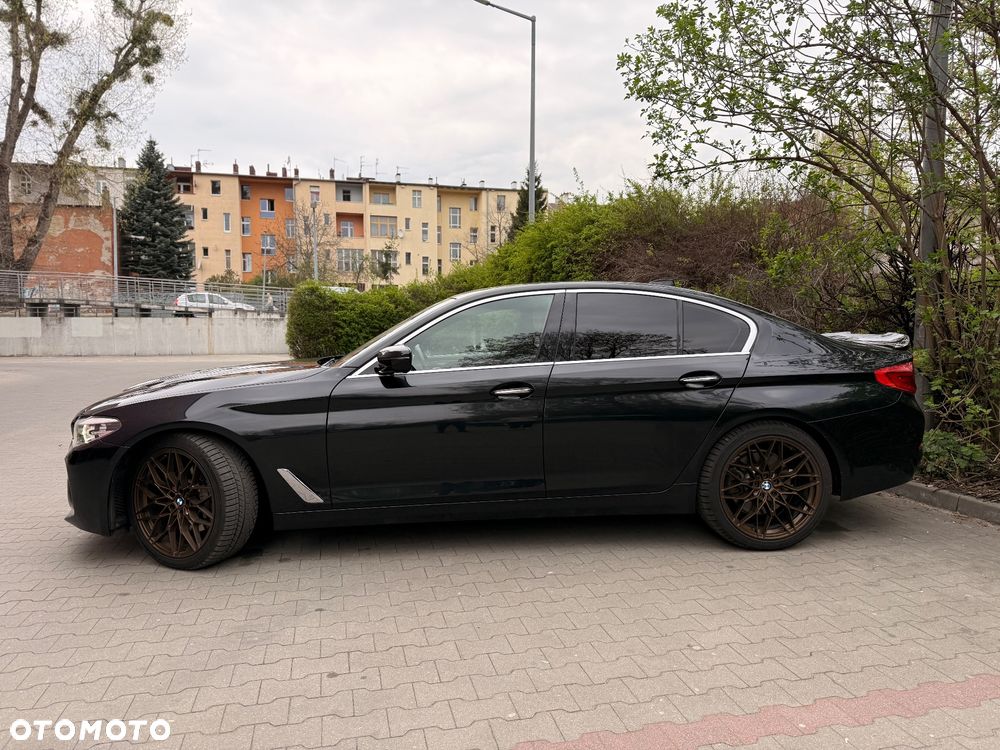 BMW Seria 5 540i xDrive Sport Line - 4