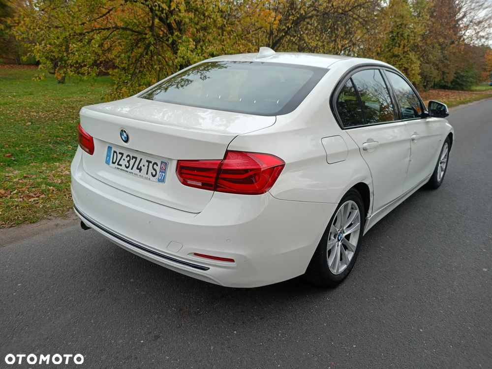 BMW Seria 3 318i Advantage - 4