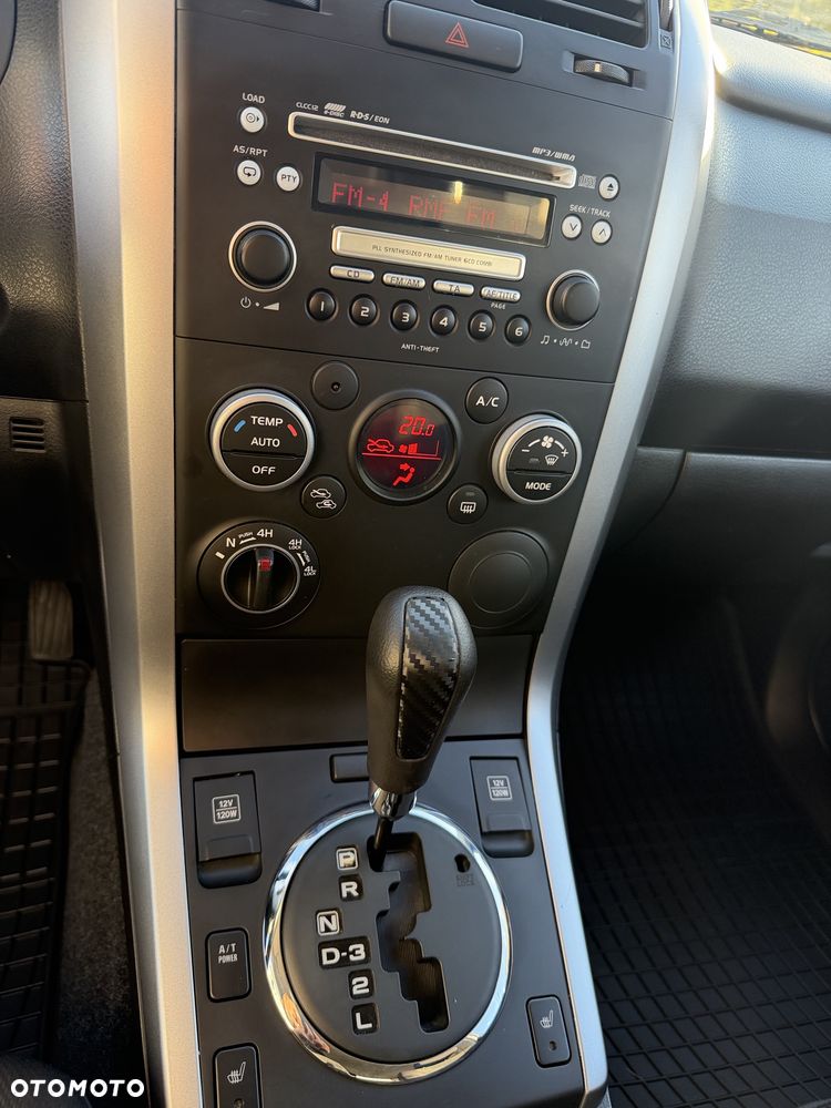 Suzuki Grand Vitara - 12