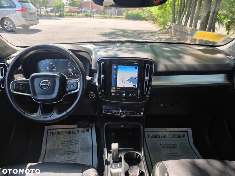 Volvo XC 40 T5 AWD Momentum - 8