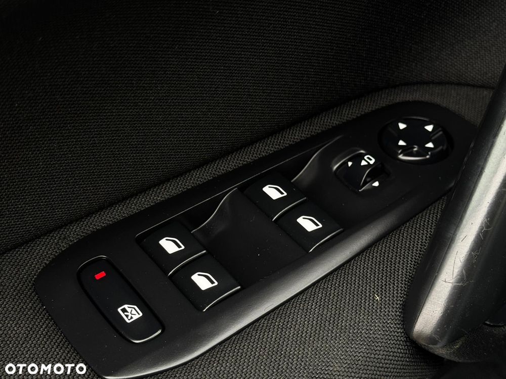 Peugeot 308 BlueHDi 150 Stop & Start Niveau 2 Business-Line - 35