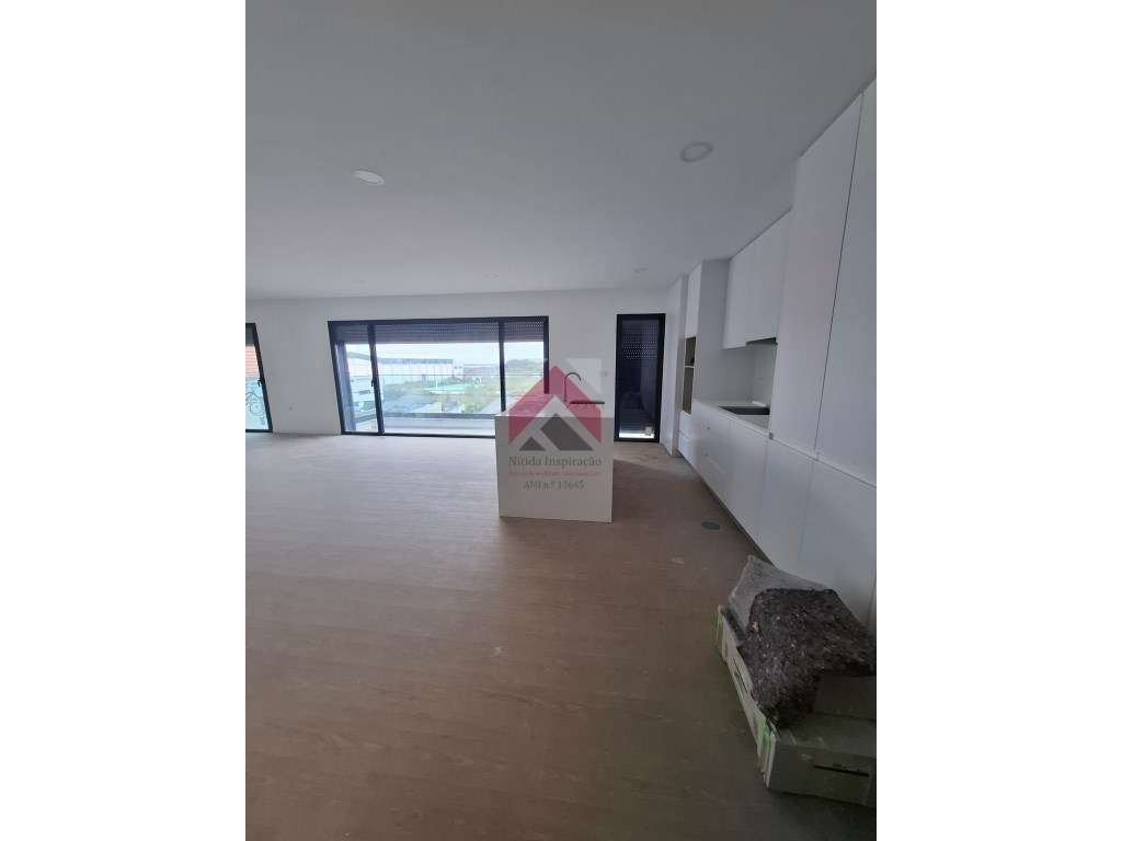Apartamento T2 + Duplex Amplo + Terraço na Cobertura em Esgueira, A... - Grande imagem: 3/60
