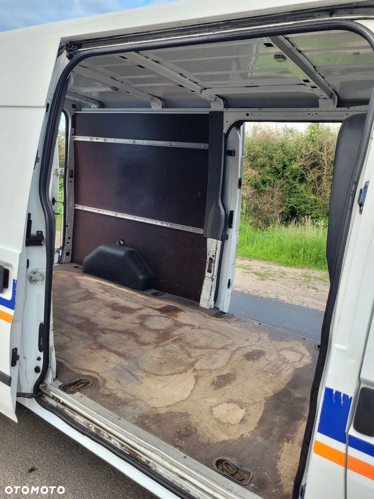Ford Transit - 20
