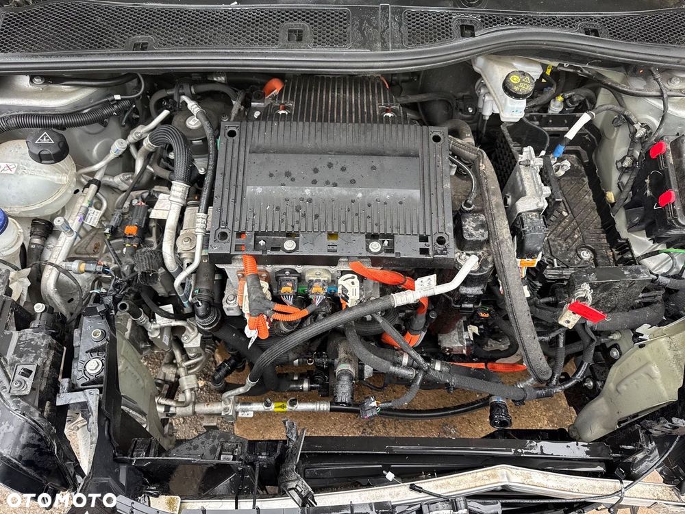 Peugeot 208 50kWh Style - 10
