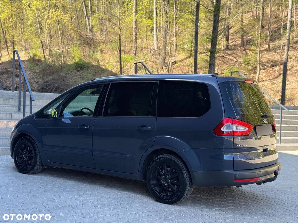 Ford Galaxy 2.0 TDCi Ambiente - 16