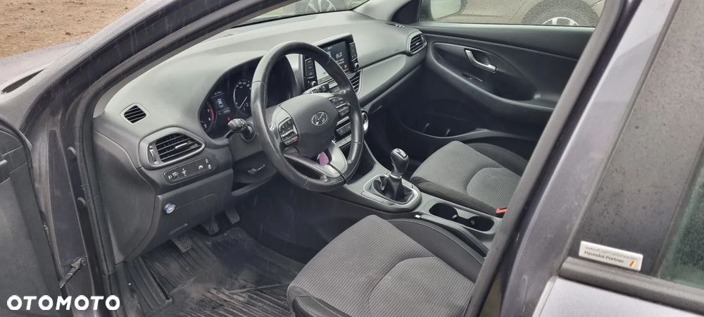 Hyundai i30 1.4 Premium - 10