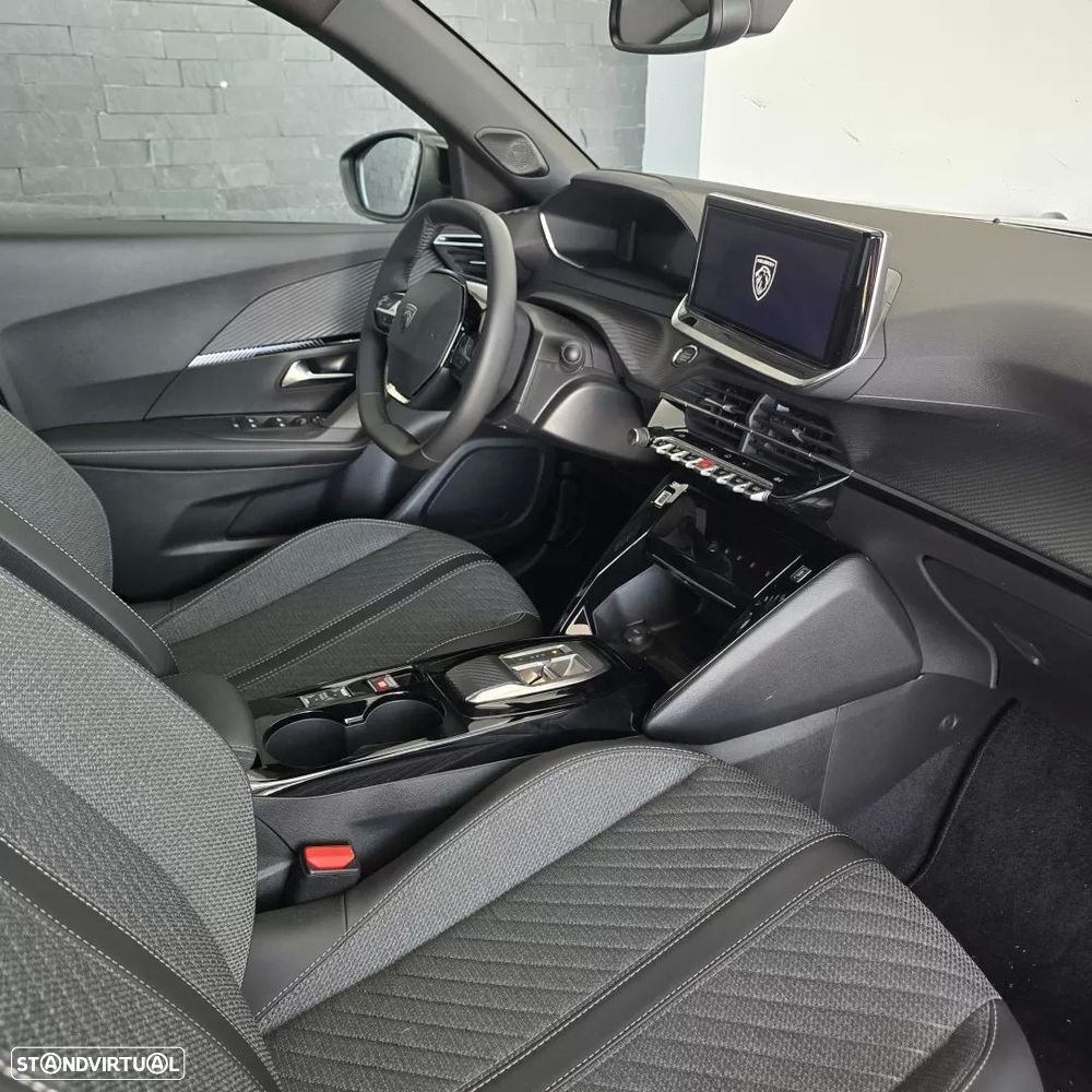 Peugeot e-2008 54 kWh Allure - 7