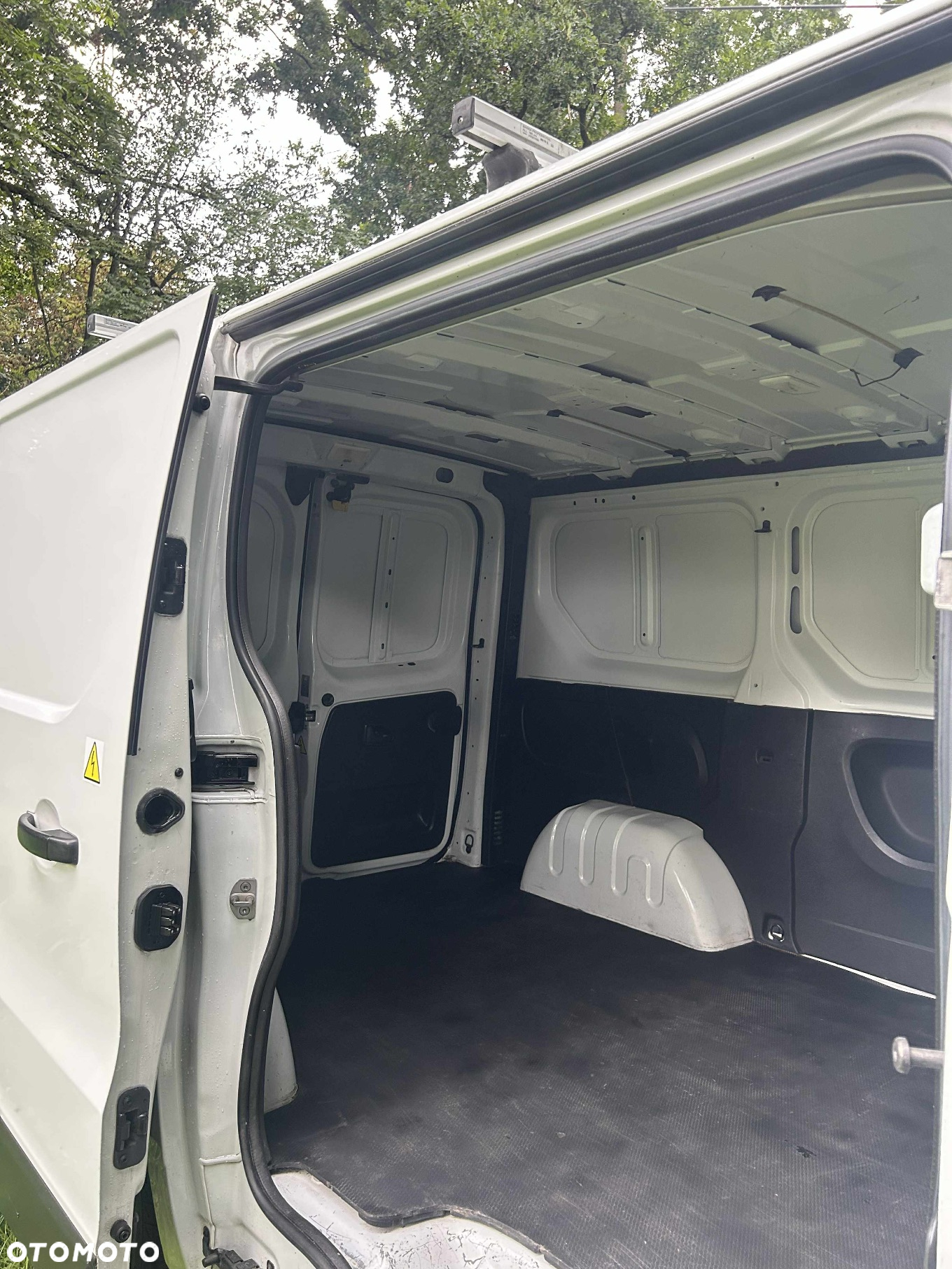 Renault Trafic - 11