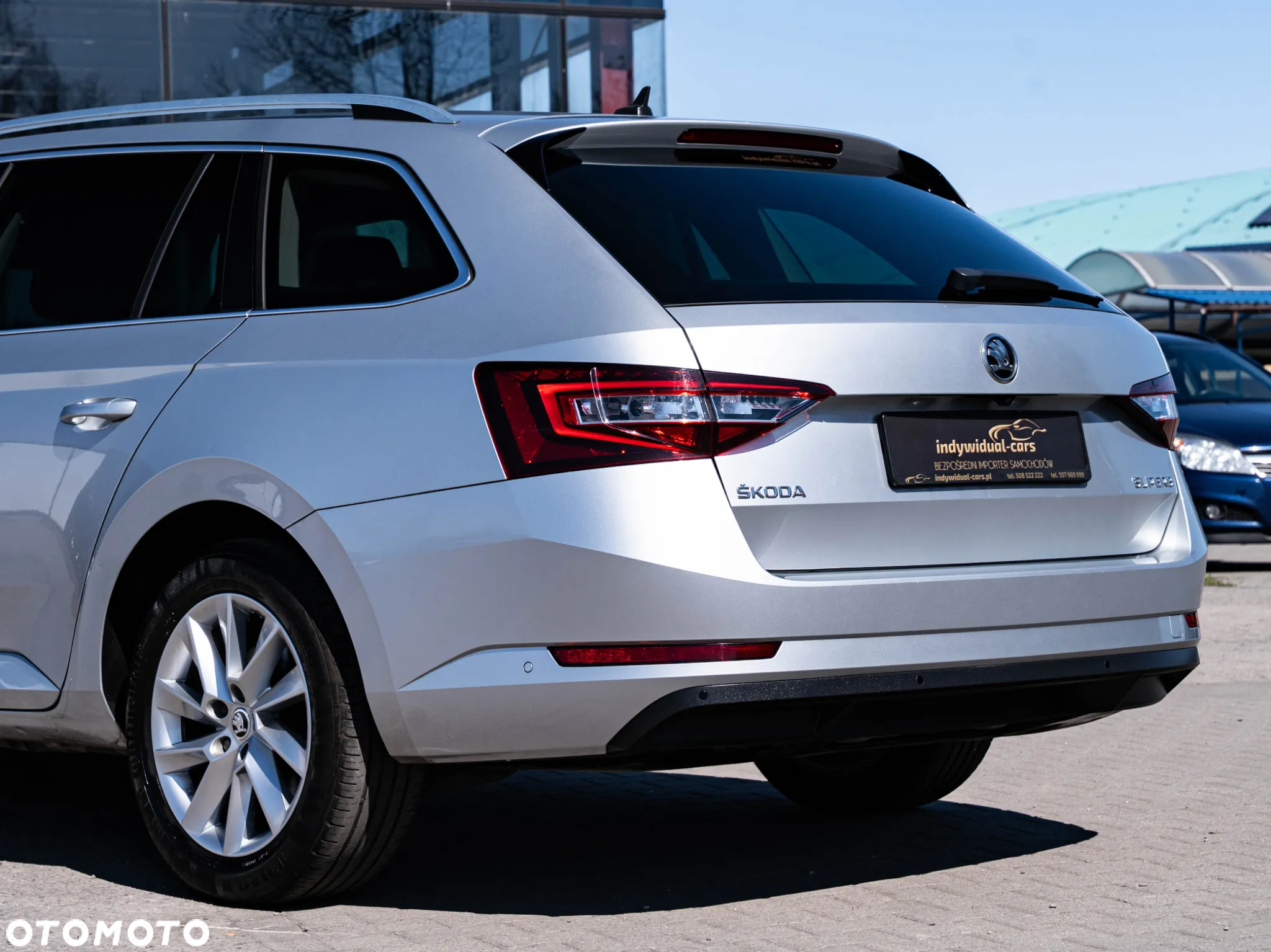 Skoda Superb 2.0 TDI DSG Premium Edition - 12