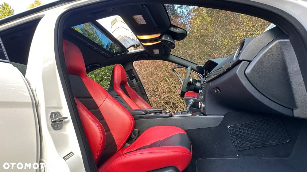 Mercedes-Benz Klasa C 63 AMG AMG SPEEDSHIFT MCT AMG Performance Package - 32