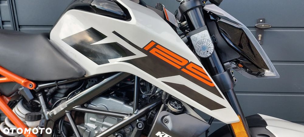 KTM Duke 125 - 34