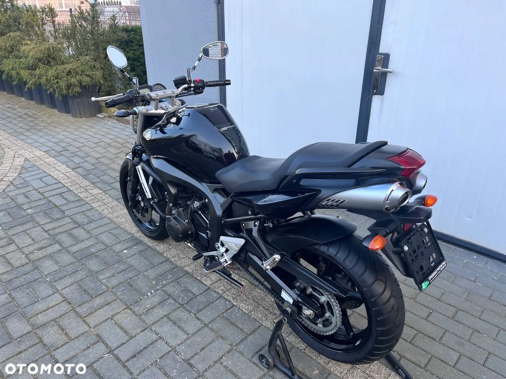 Yamaha FZ6 - 16