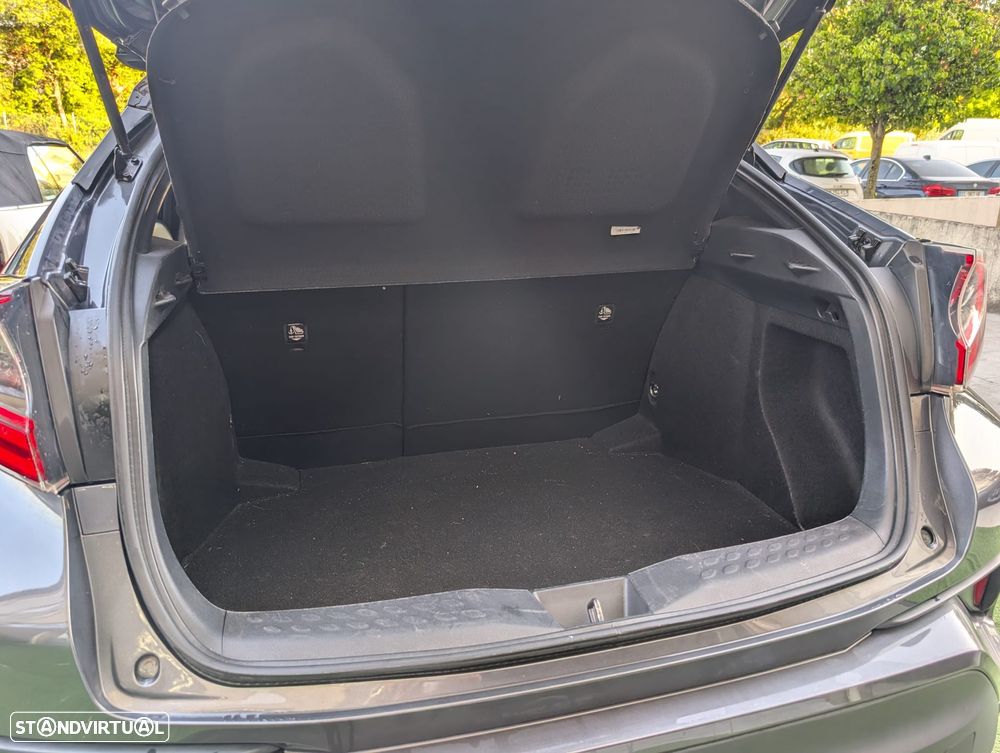 Toyota C-HR 1.8 Hybrid Square Collection - 12