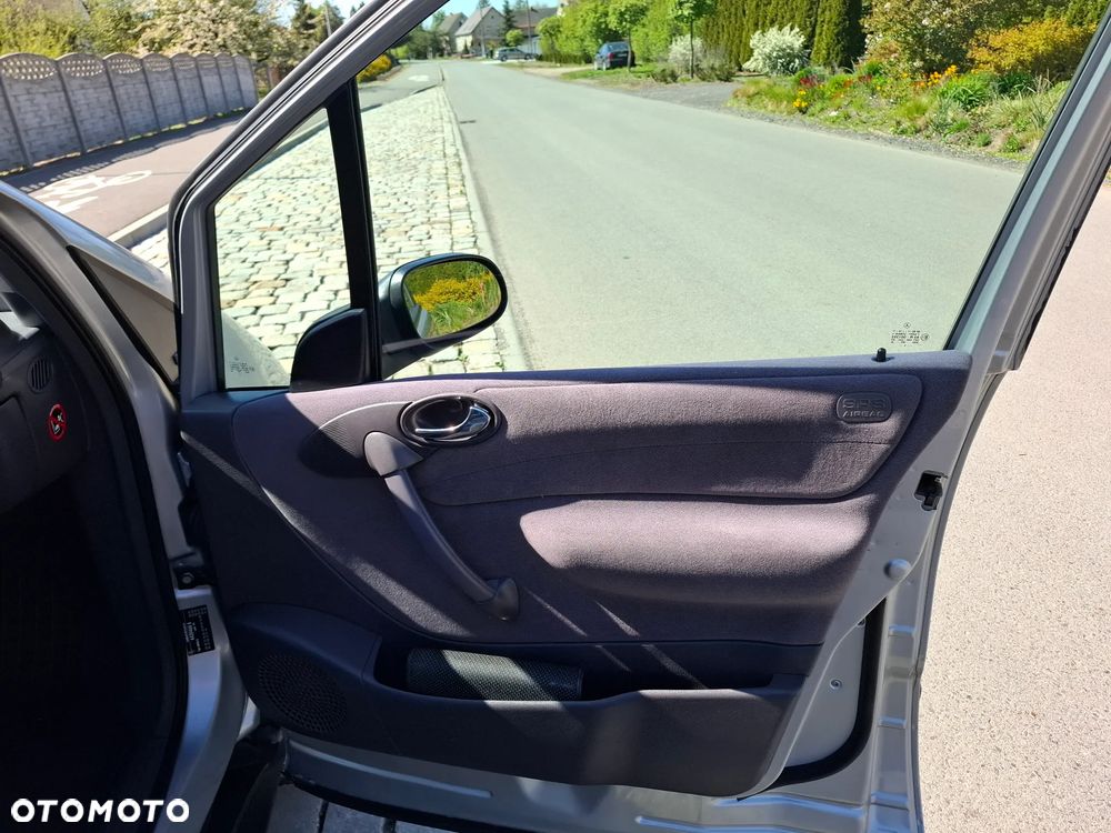 Mercedes-Benz Klasa A 160 Classic Piccadilly - 13