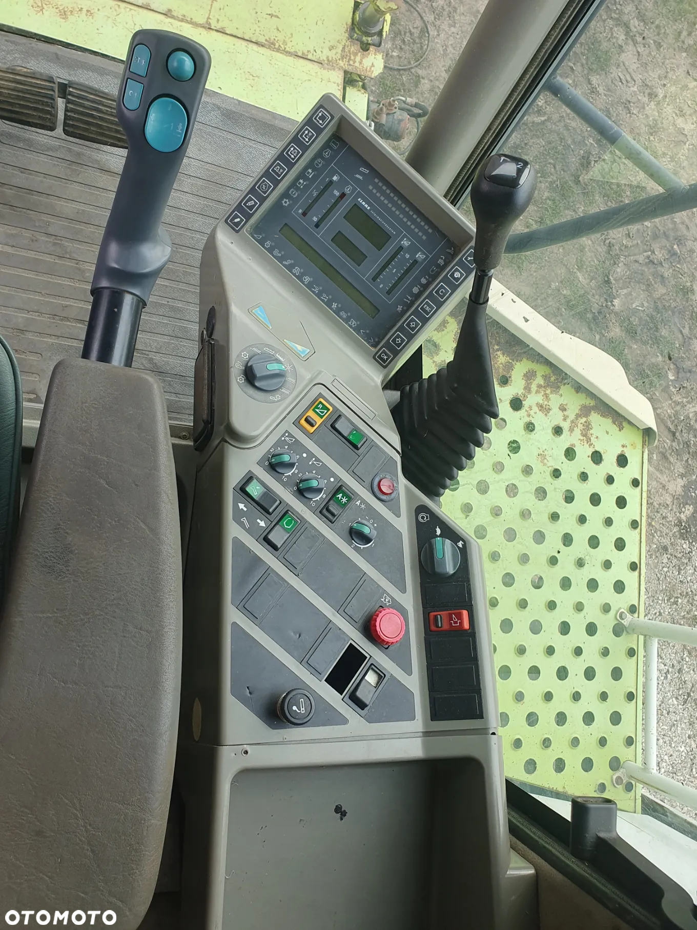 Claas Lexion 450 Mercedes - 15