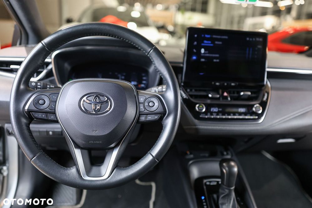 Toyota Corolla 1.8 Hybrid Comfort - 24