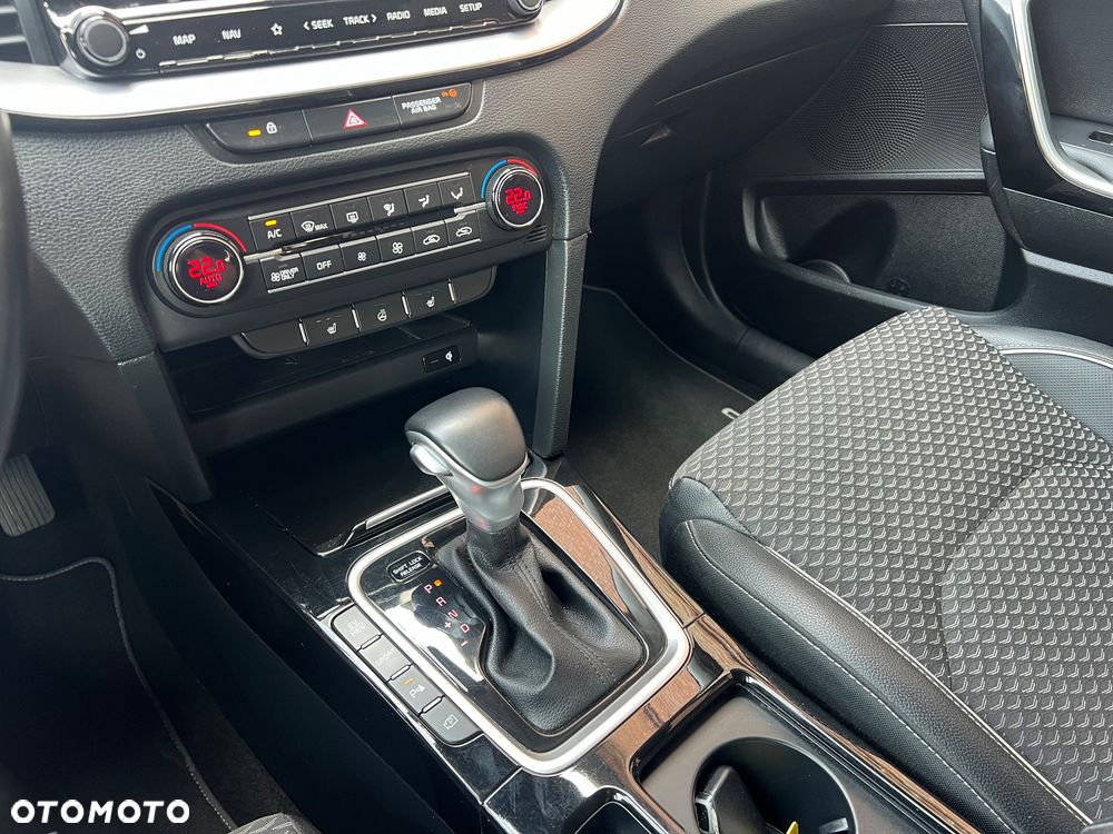 Kia Ceed 1.6 GDI DCT OPF Platinum Edition - 16