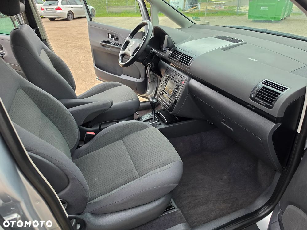 Volkswagen Sharan 1.8 5V Turbo Automatik Highline - 19