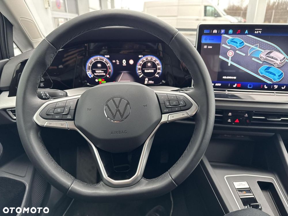 Volkswagen Golf - 13