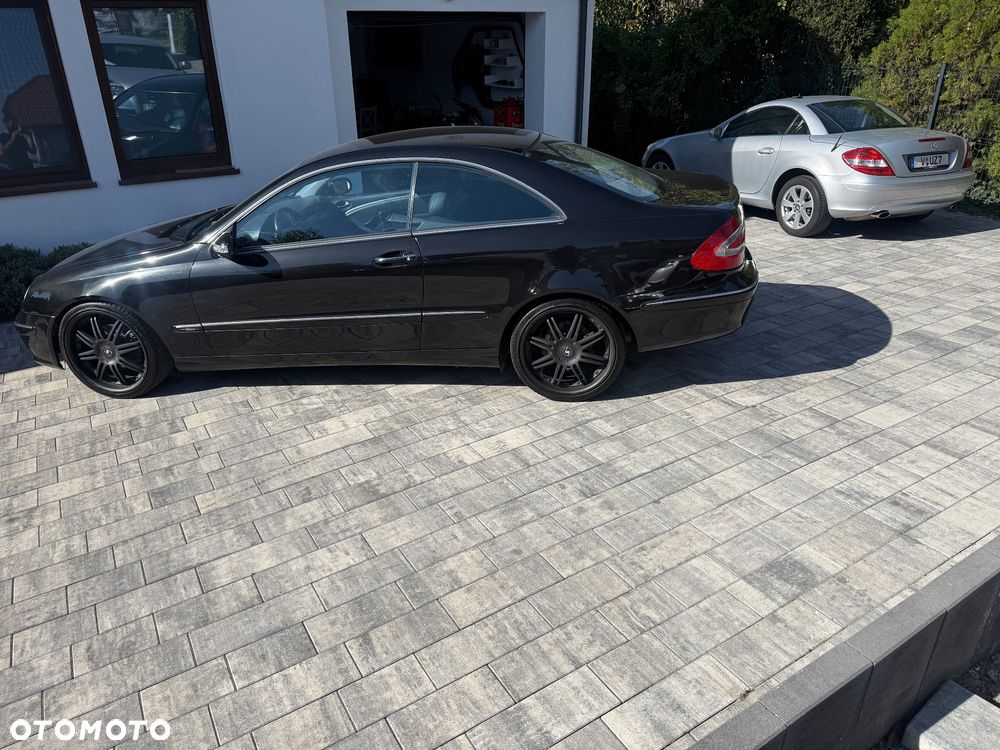 Mercedes-Benz CLK - 39