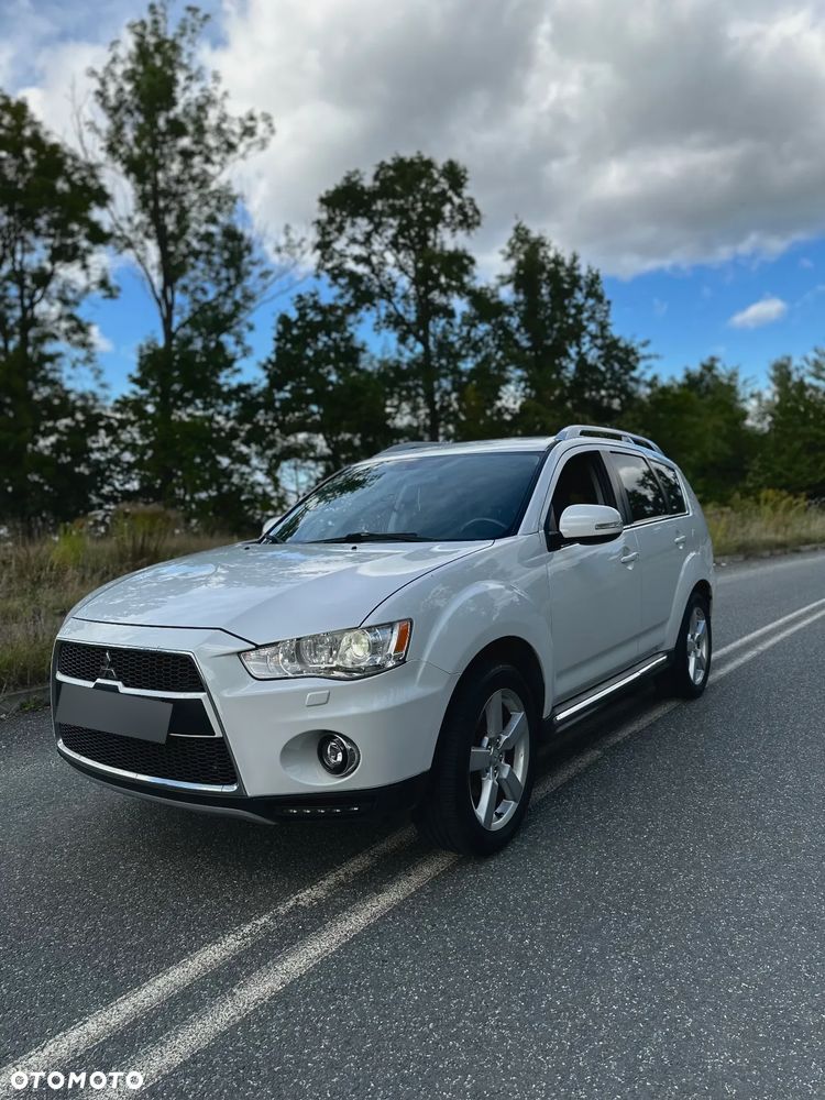 Mitsubishi Outlander 2.2 DI-D 4WD TC-SST Instyle - 1