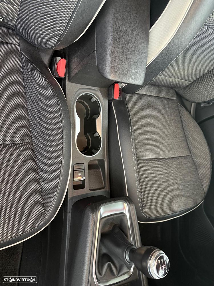 Renault Captur 1.0 TCe Exclusive - 39