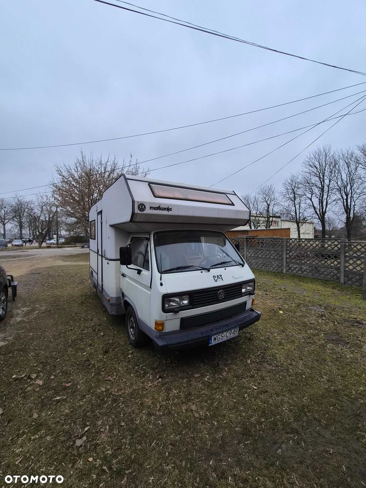Volkswagen Transporter - 1