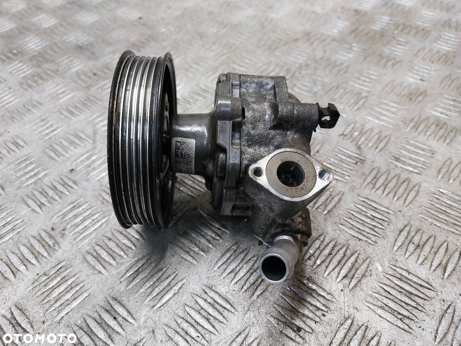 POMPA WSPOMAGANIA AUDI A4 B8 2.0 TDI 8K0145154H - 3