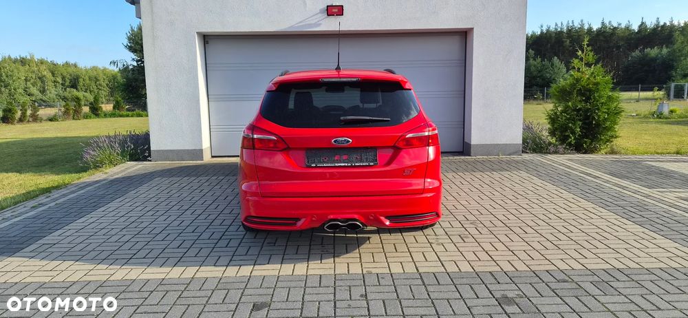 Ford Focus 2.0 EcoBoost ST-2 - 8