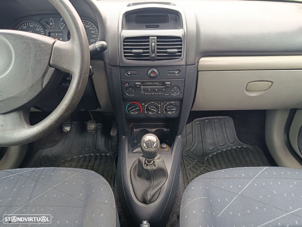 Renault Clio 1.5 dCi Expression - 7