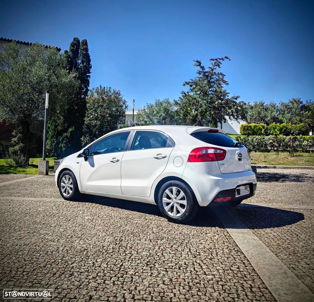 Kia Rio 1.2 CVVT TX - 23