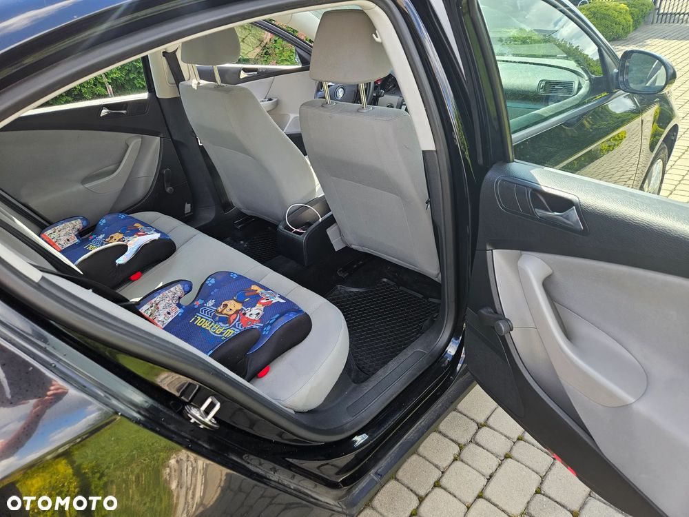Volkswagen Passat 1.9 TDI Comfortline - 9