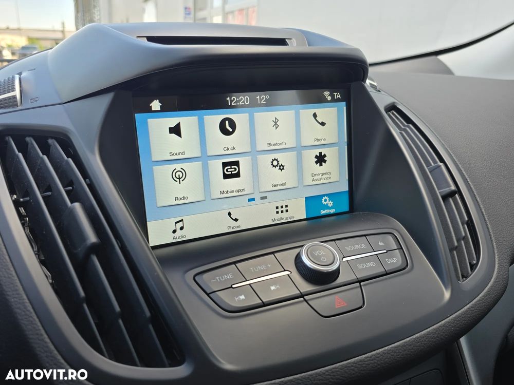 Ford Kuga 1.5 TDCi 2WD Titanium - 14