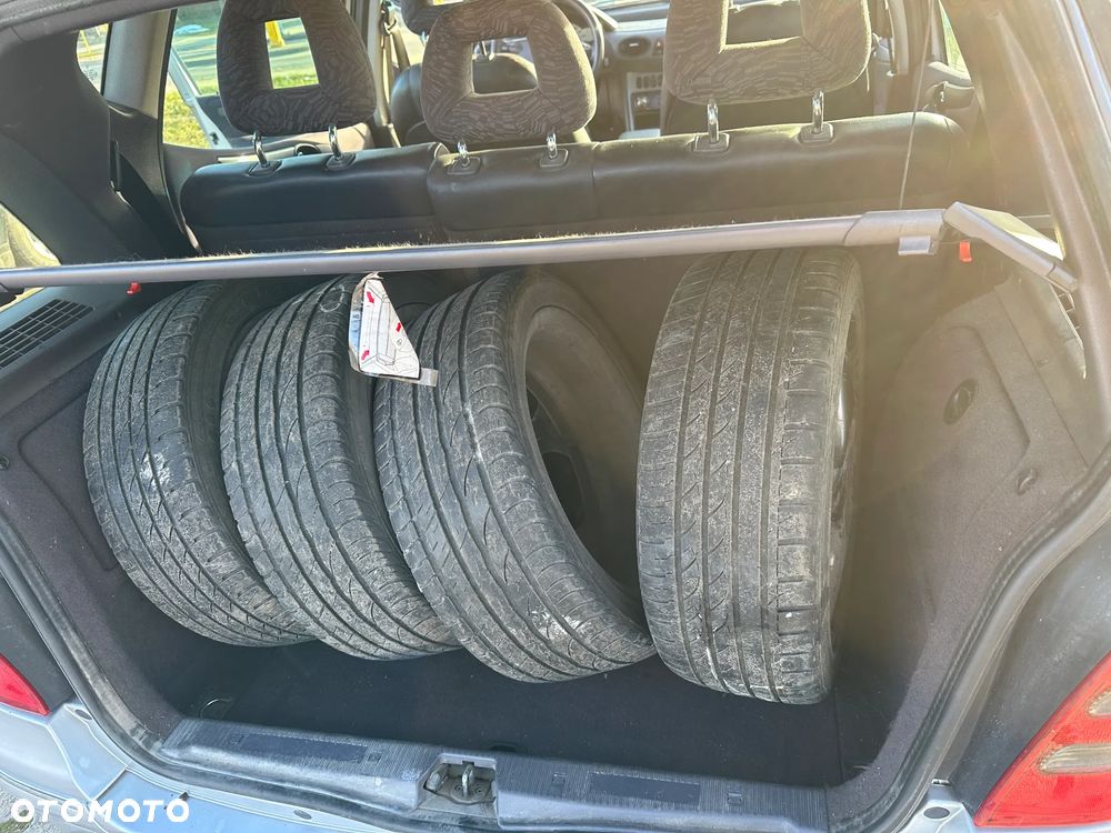 Mercedes-Benz Klasa A 160 L Avantgarde Piccadilly - 11