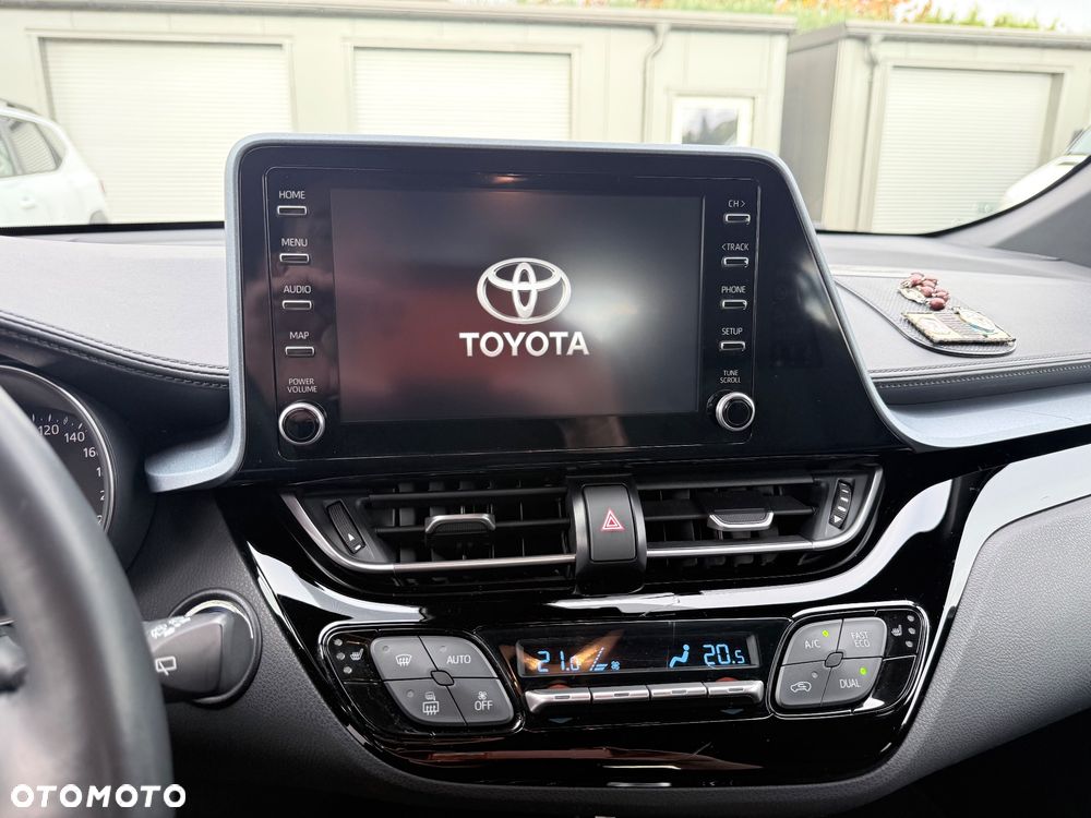 Toyota C-HR - 11