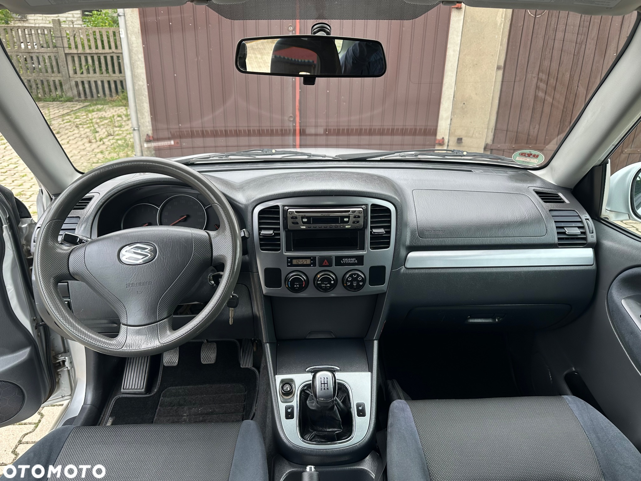 Suzuki Grand Vitara 2.0 Comfort Limited - 6