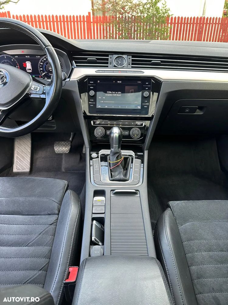 Volkswagen Passat Variant 1.6 TDI (BlueMotion Technology) DSG Comfortline - 16